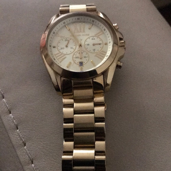 Michael Kors Watch - Picture 2 of 5